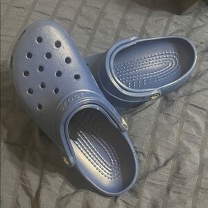 CROCS women’s  Classic Blue Slippers